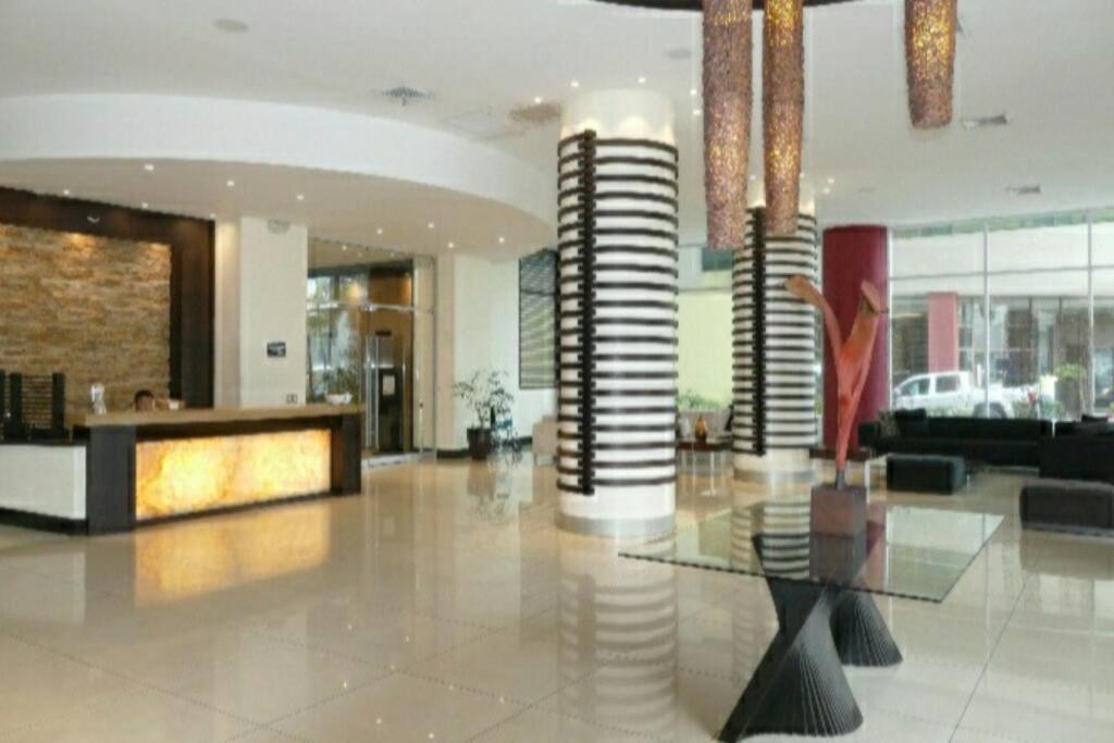 Suite 211 Quito Esterno foto